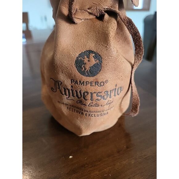 Venezuela Liquor Leather Pouch Aniversario Pampero Ron Añejo Perfect Condition - Picture 7 of 7